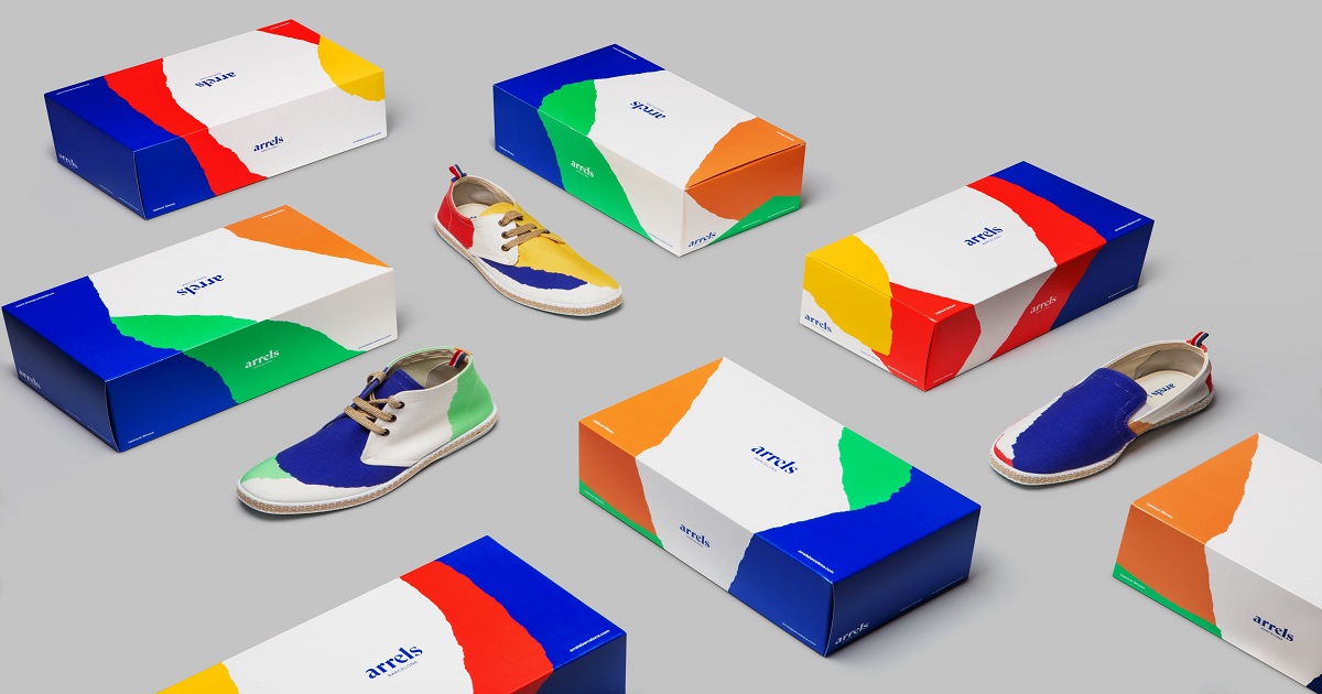 custom footwear packaging