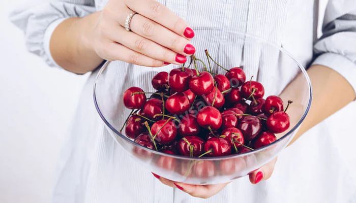 Weight Loss, Healthy Heart, And Cherries With Health Benefits